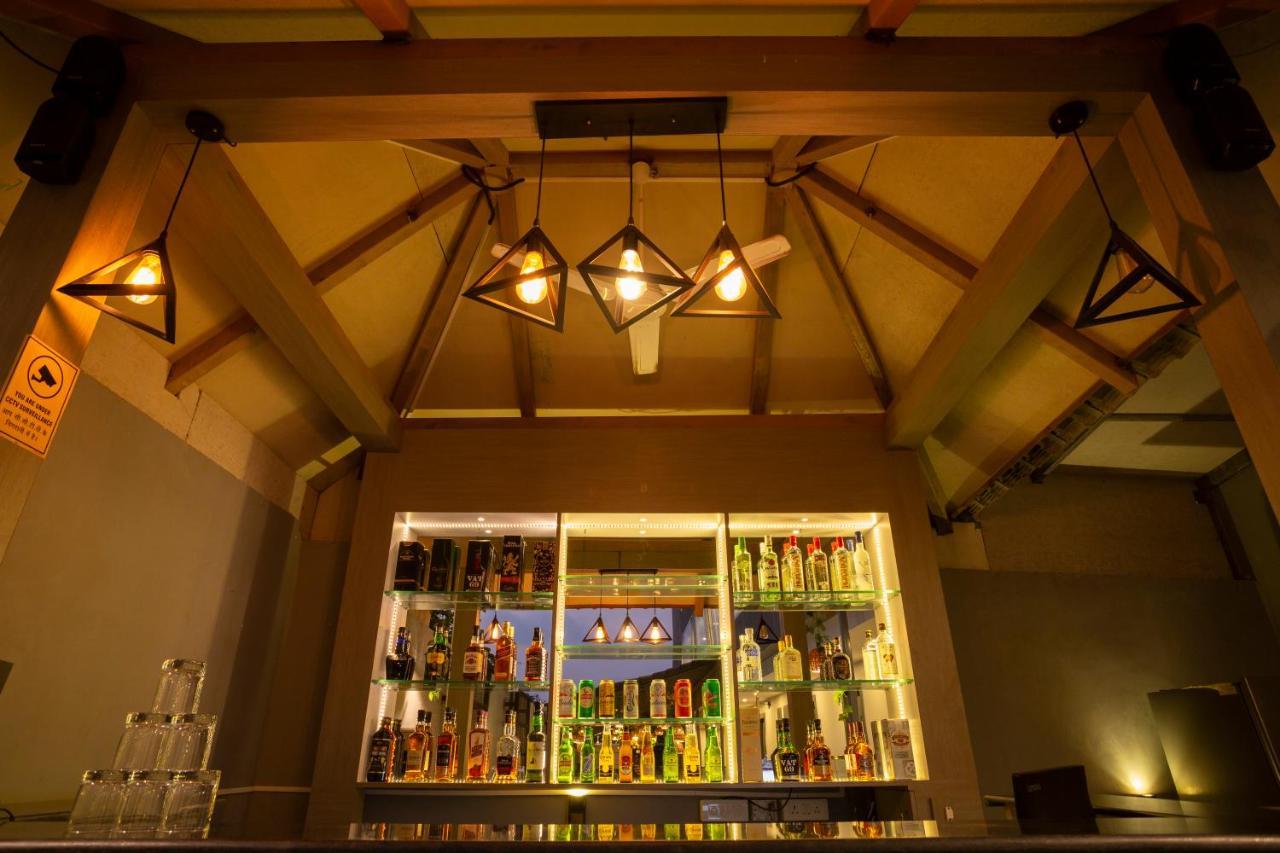 The Porto By Lagom Vagator Goa Near Ozran Beach Anjuna Dış mekan fotoğraf
